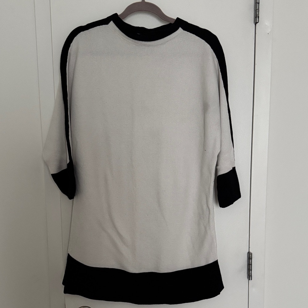 Chico's Black and White Long Tunic Crewneck Sweater